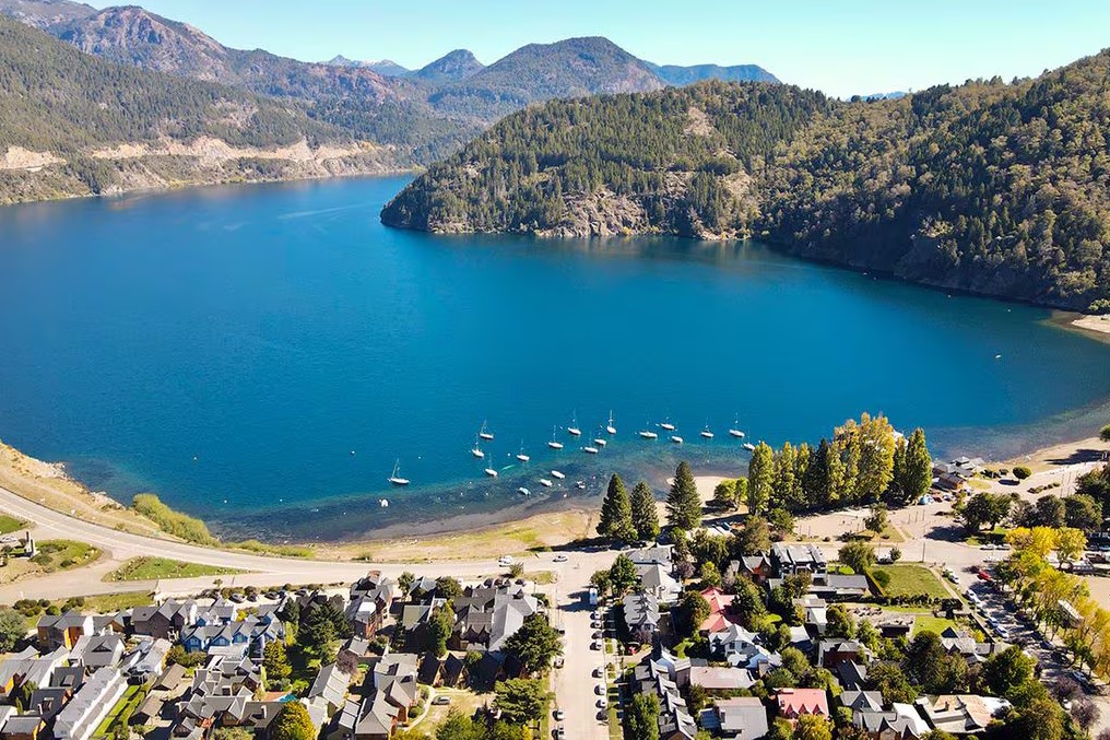 Сан-Мартин-де-лос-Андес, Барилоче, Аргентина san martin de los andes