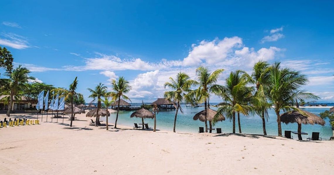 Bluewater Maribago Beach Resort Bluewater Maribago Beach Resort
