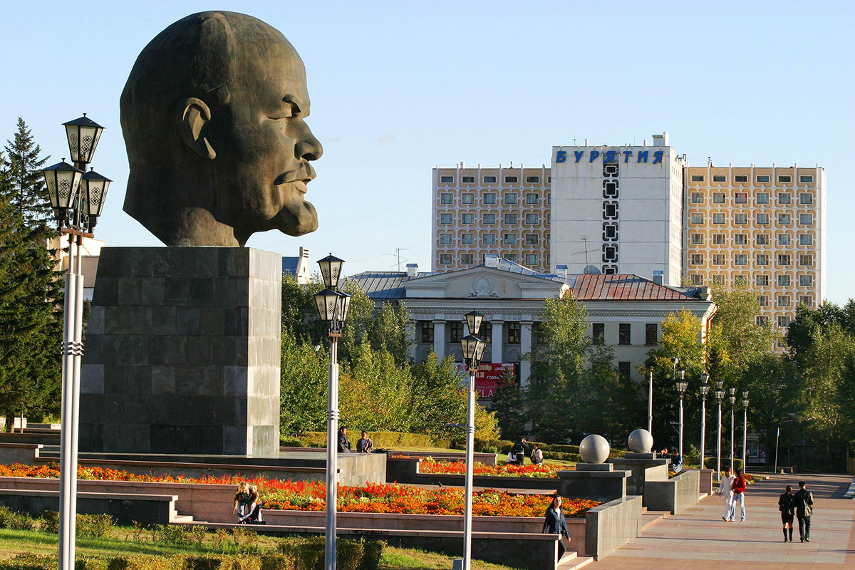 Памятник Ленину Памятник Ленину