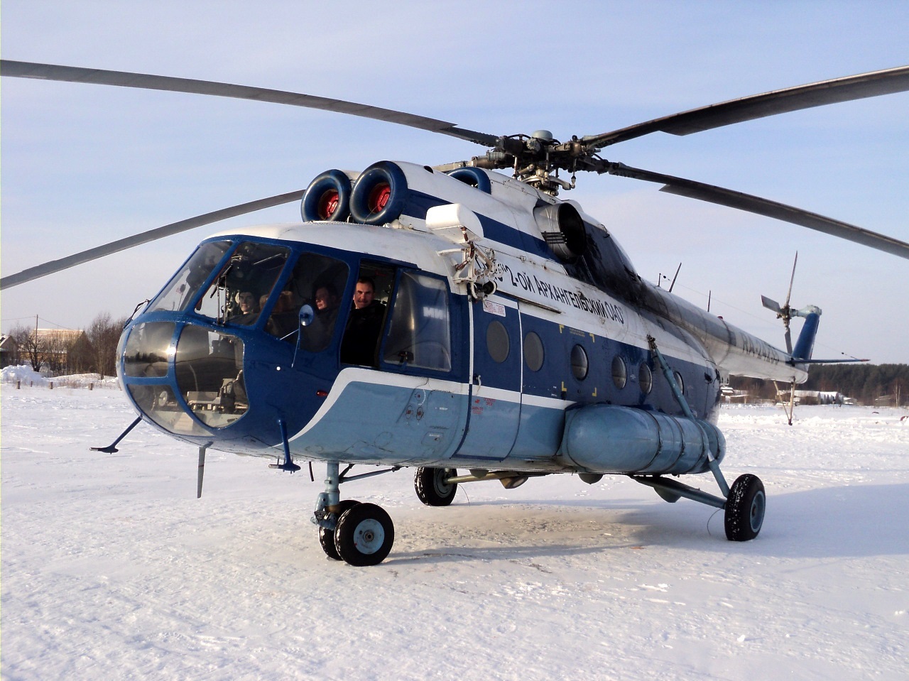 Вертолет Ми-8 вертолет Ми-8