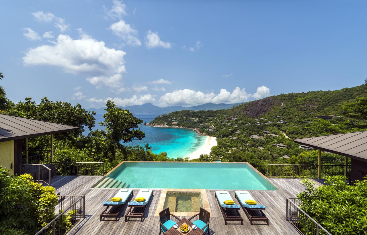 Four Seasons Resort 5* Four Seasons Resort 5*