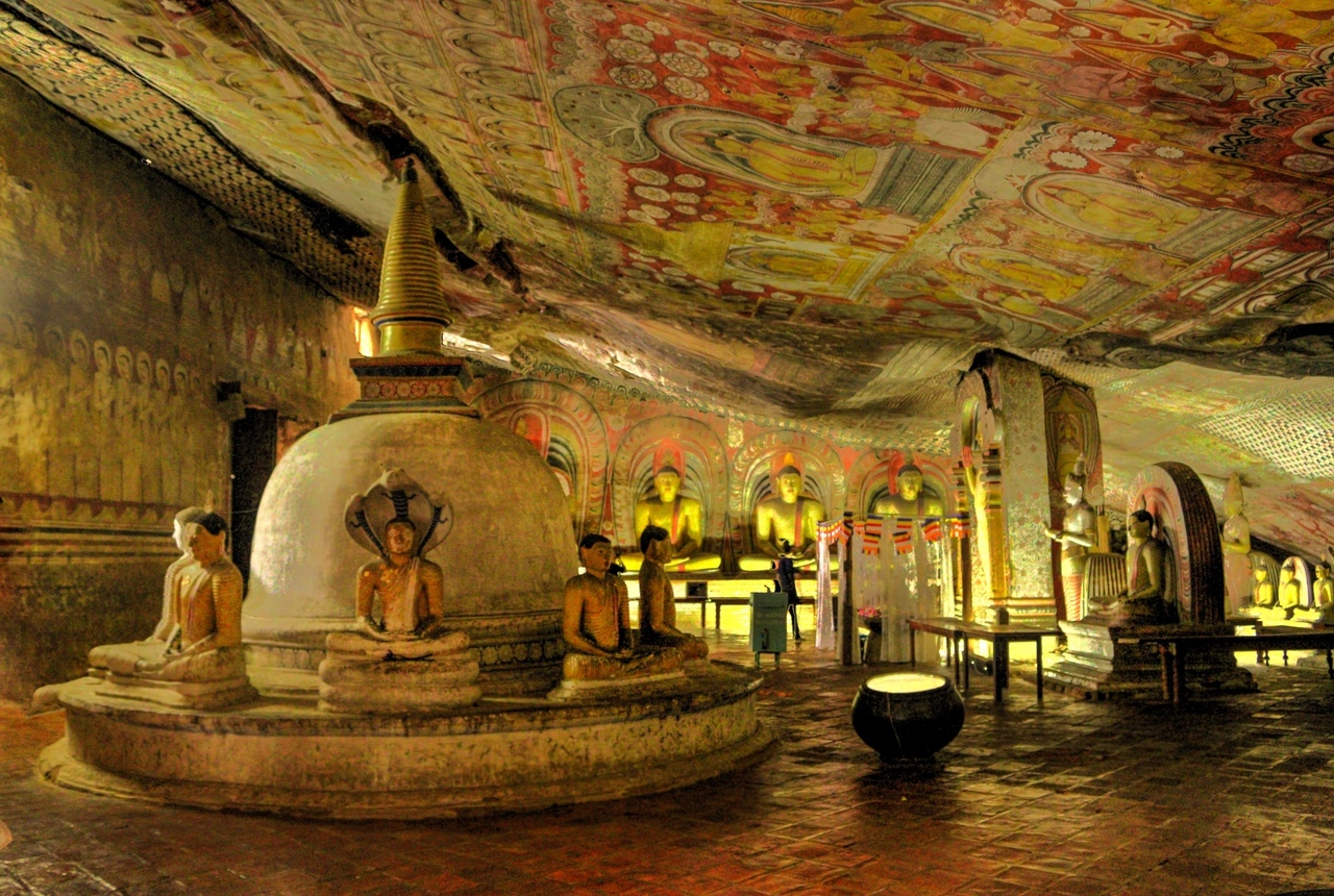 Храм Дамбуллы, Шри-Ланка Храм Дамбуллы, Шри-Ланка