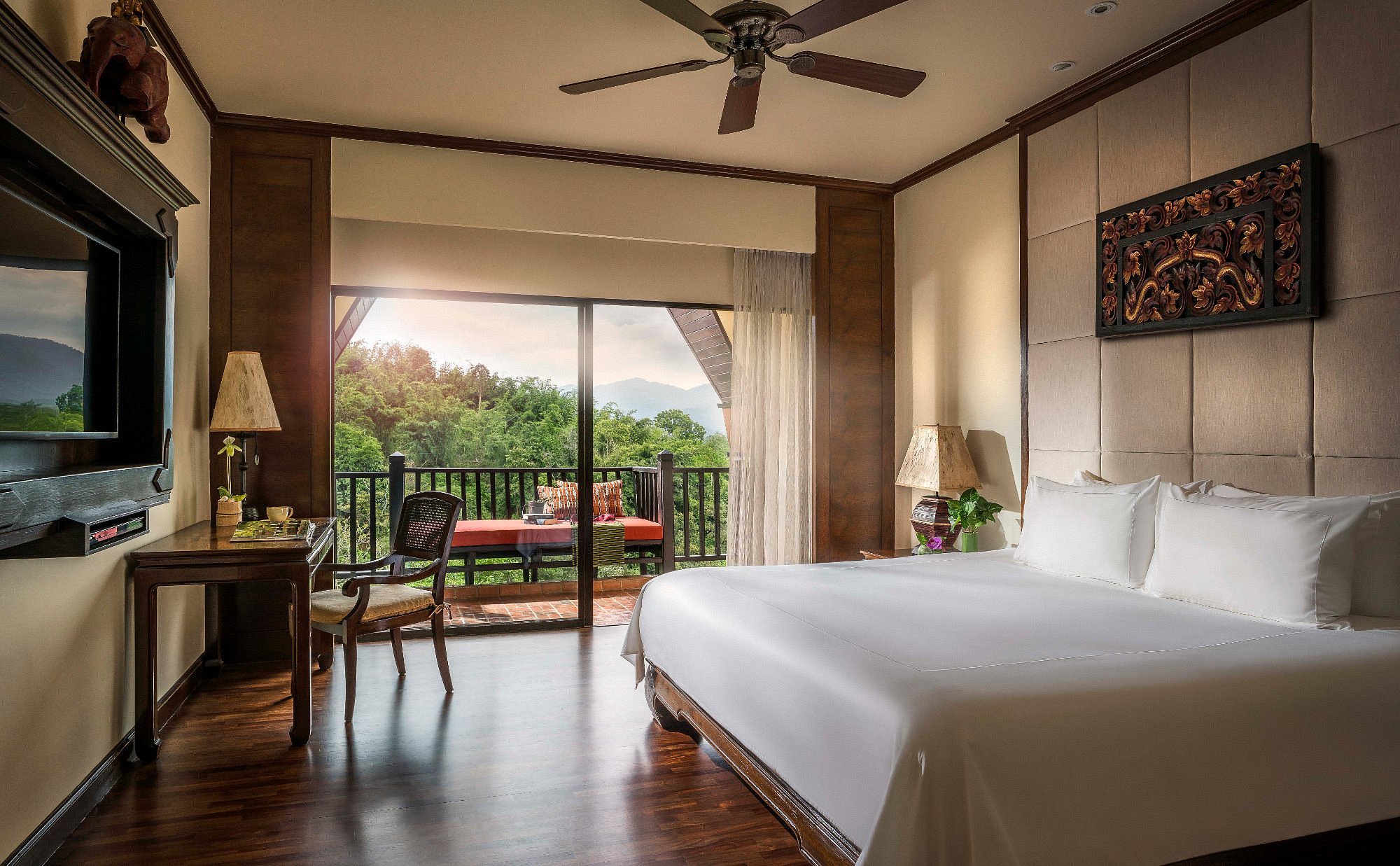 Anantara Golden Triangle Elephant Camp & Resort 5* Anantara Golden Triangle Elephant Camp & Resort 5*